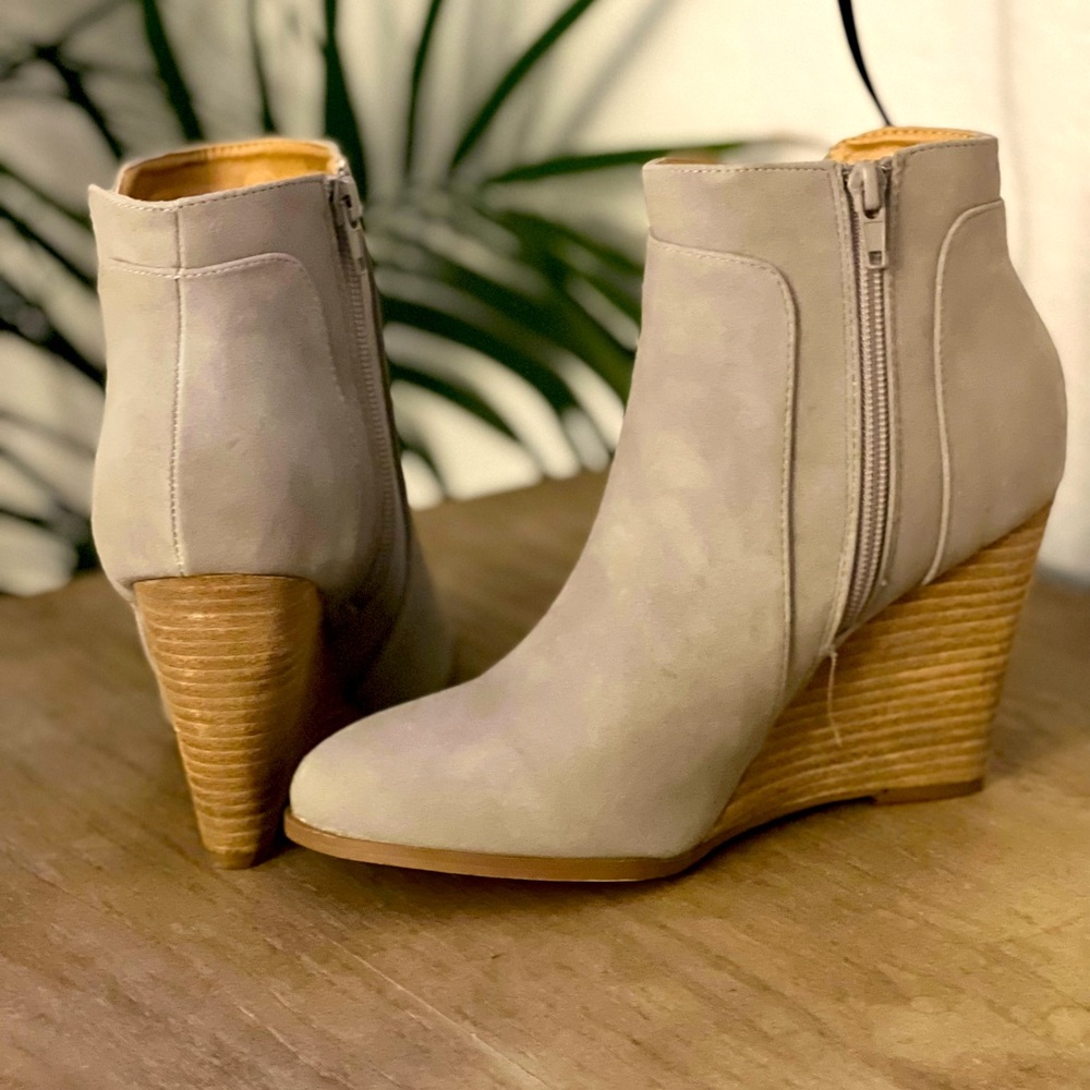 Grey - Size 7 - Grey Bootie Wooden Wedge Heel
